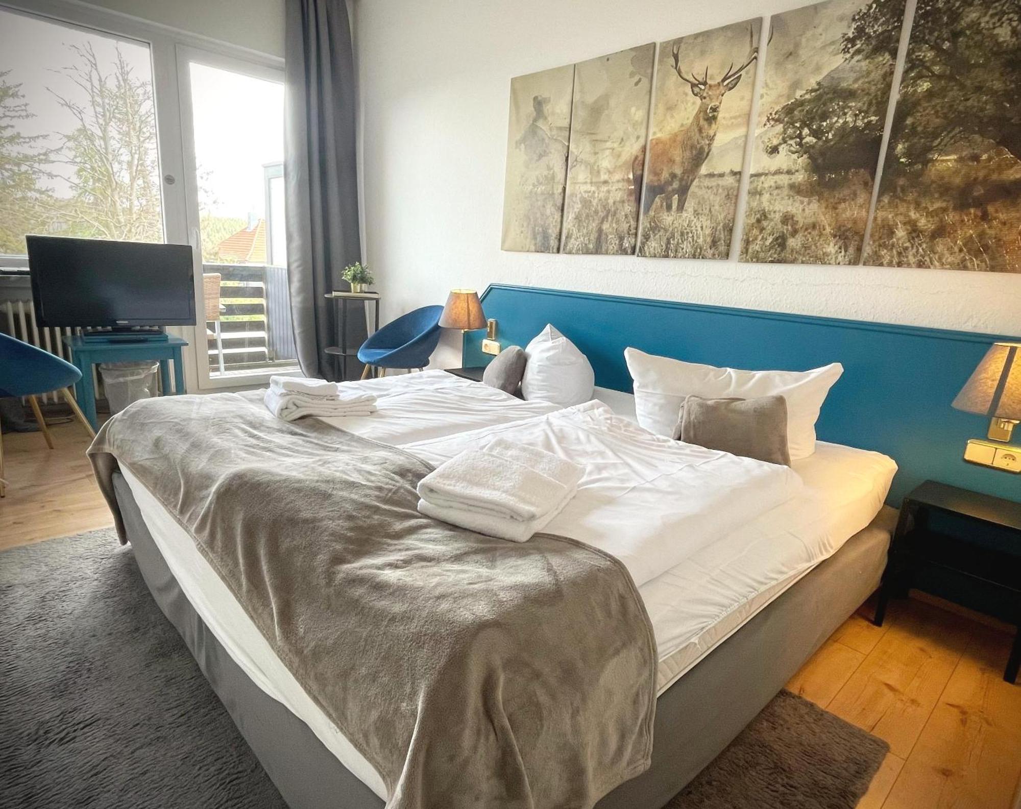 Berghotel Harz กอสลาร์ ภายนอก รูปภาพ