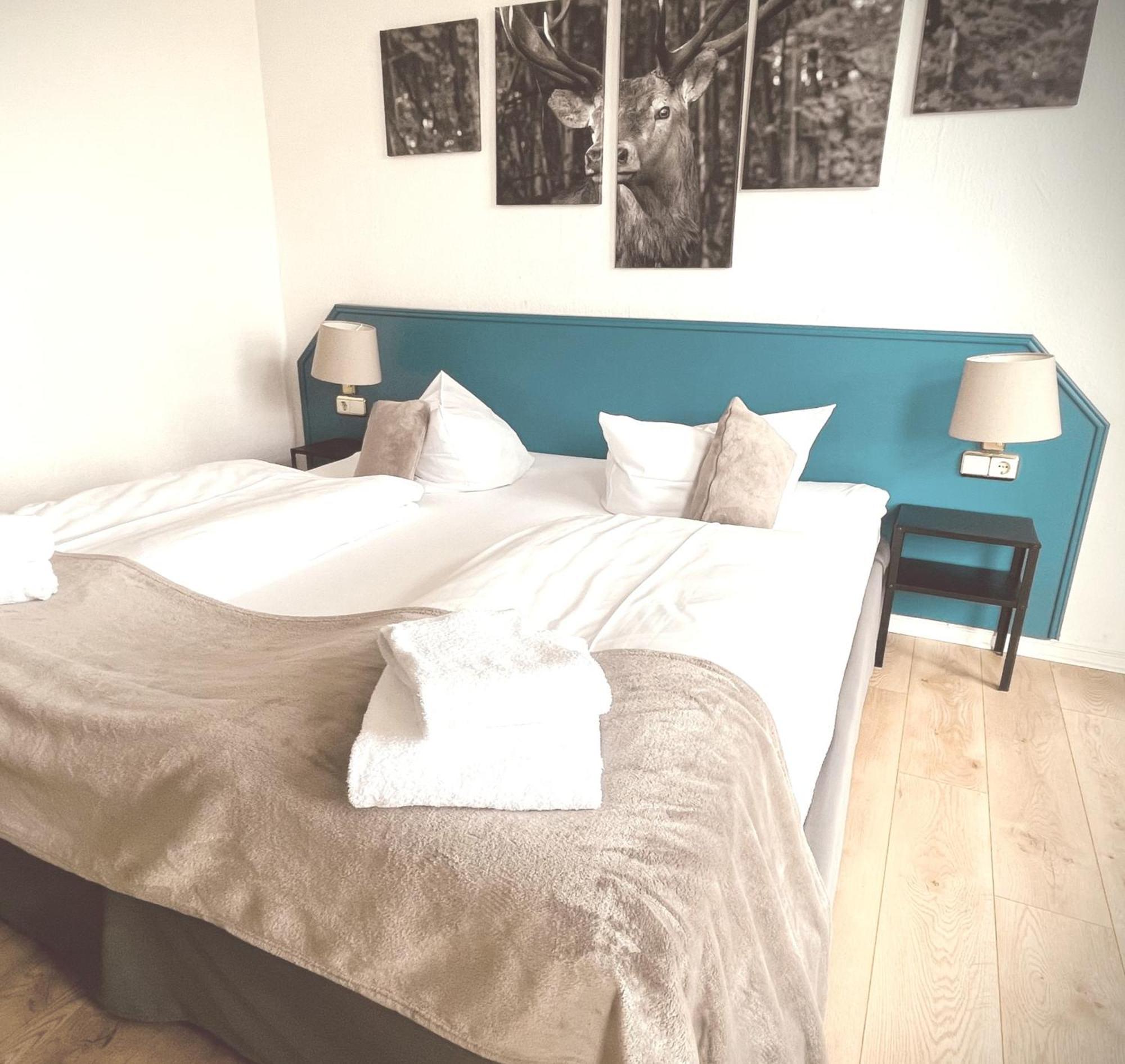 Berghotel Harz กอสลาร์ ภายนอก รูปภาพ